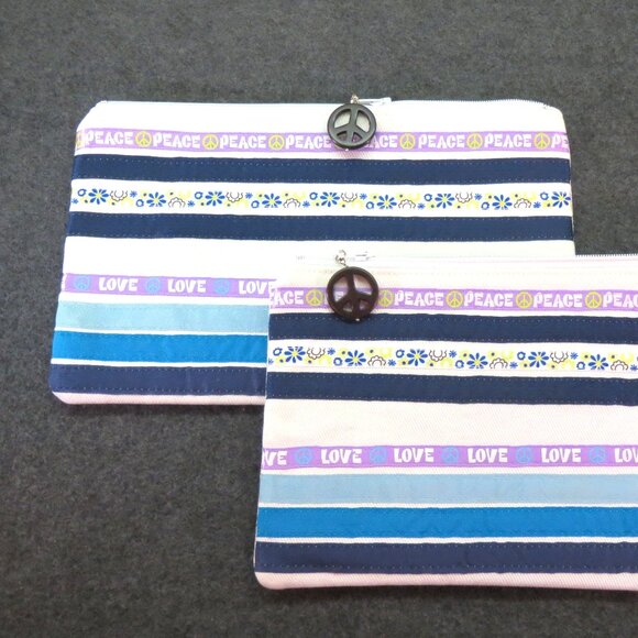 Set of 2 Peace Love Paws Makeup Bag Travel Tote Storage Pouch Clutch NEW - Picture 1 of 6